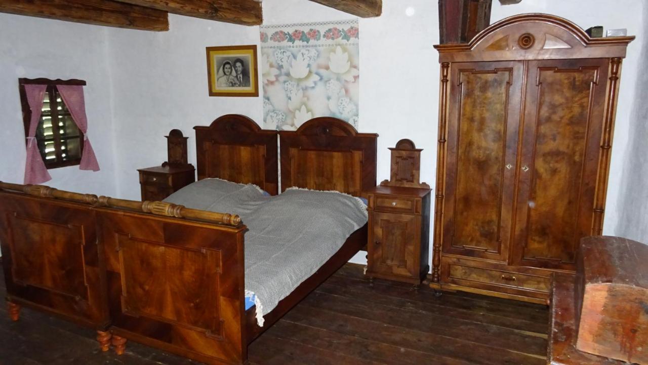 Homestay Kapl Ledinek Екстериор снимка