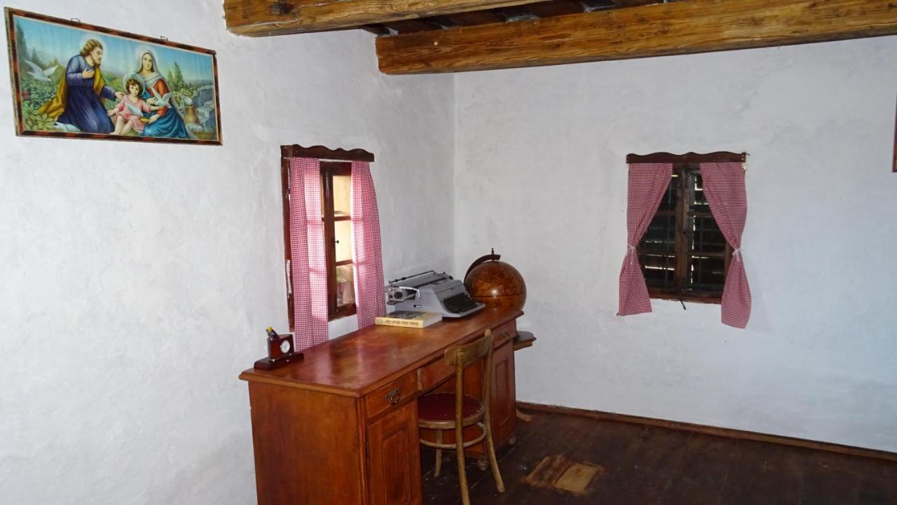 Homestay Kapl Ledinek Екстериор снимка